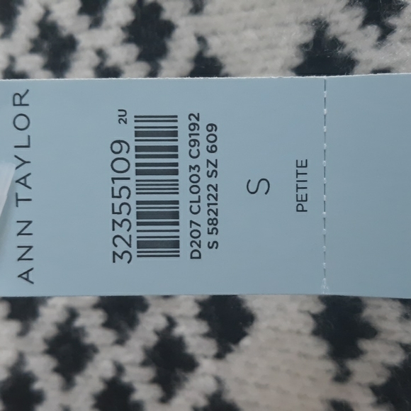 Ann Taylor Petite Sz SP Turtleneck Wool Blend Sweater - Picture 5 of 15